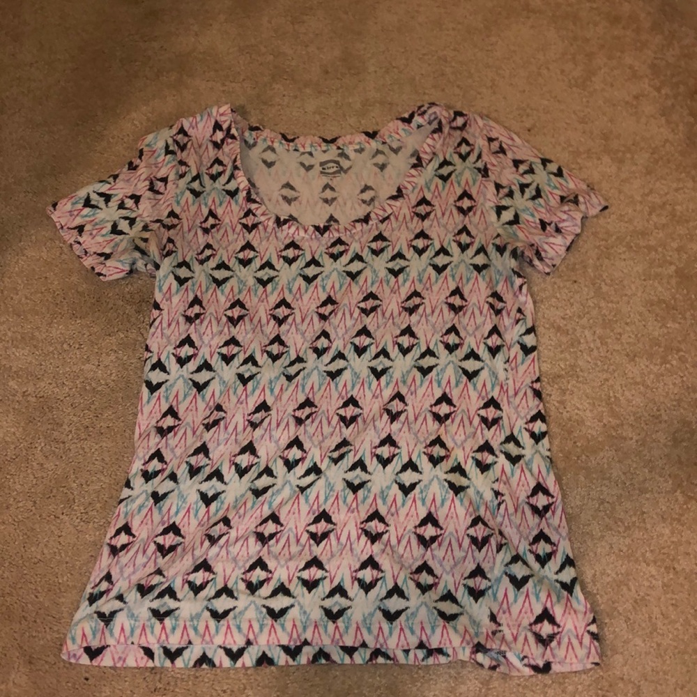 GRAPHIC TSHIRT